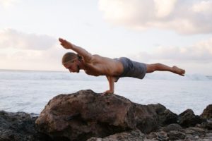 mayurasana